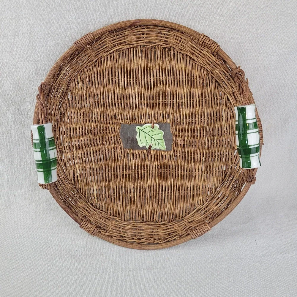 Vintage Anchor Hocking Wicker Basket Cuisine Glass Serving Plate  Holder